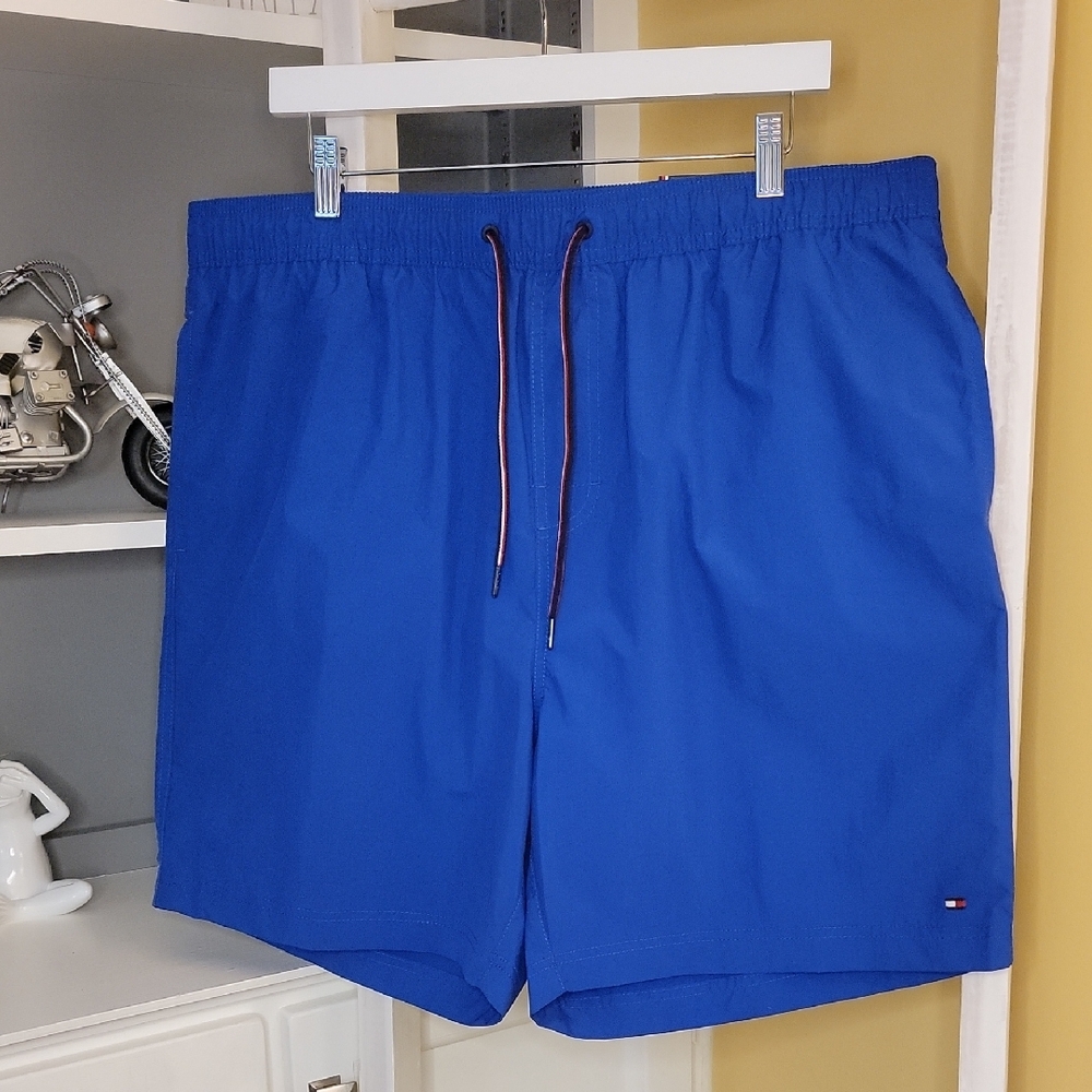 Tommy Hilfiger Men's Blue Swim Shorts XXL 7" Inseam